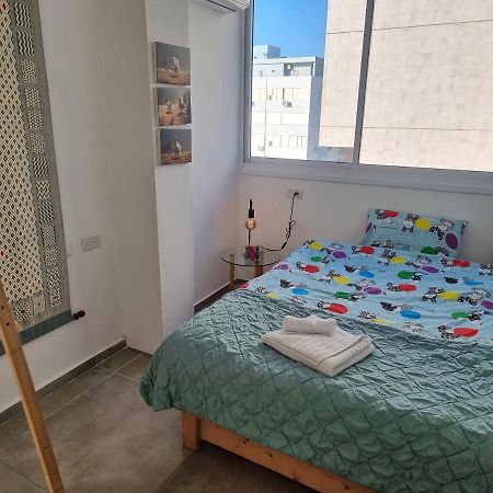 Beautiful 2-Bedroom Sea-View Apartment Netanya Luaran gambar